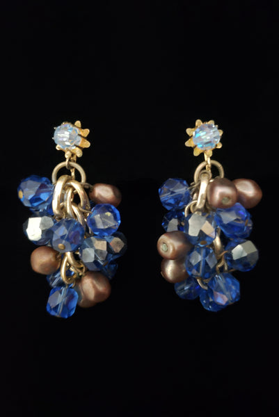 1950s Vintage Blue and Gray Cluster Beaded Dangle Clip Earrings by Vendome