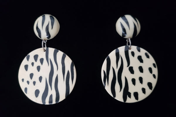 1980s Vintage Cream and Black Circular Pierced Plastic Earrings