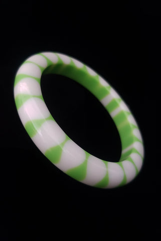 1960s Vintage Lime Green and White Injected Dot Lucite Sliced Bangle Bracelet