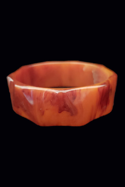 1930s Vintage Carved Triangular Faceted Flame Dark Red and Butterscotch Bakelite Bangle