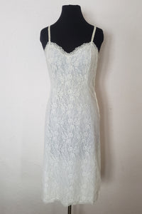 1950s Vintage White Lace Full Slip by Van Raalte, Small to Medium