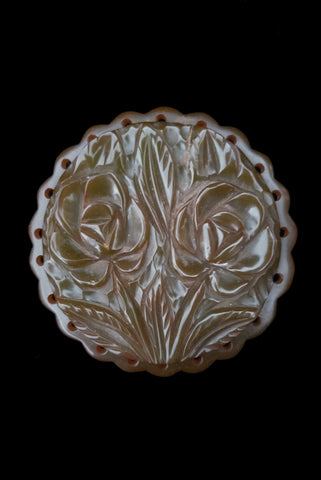 1930s Vintage Round Green Floral Carved and Pierced Bakelite Brooch