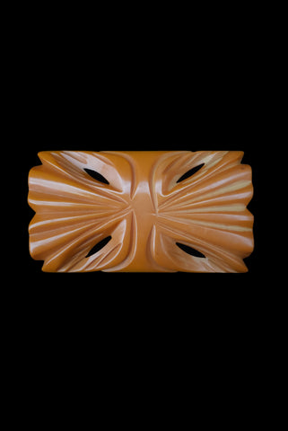 1930s Vintage Butterscotch Bakelite Carved and Pierced Brooch