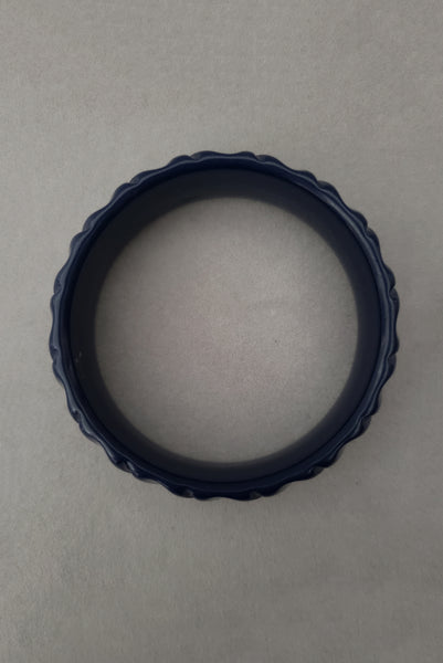 1980s Vintage Gray Marbled and Navy Blue Plastic Three (3) Bangle Bracelet Set