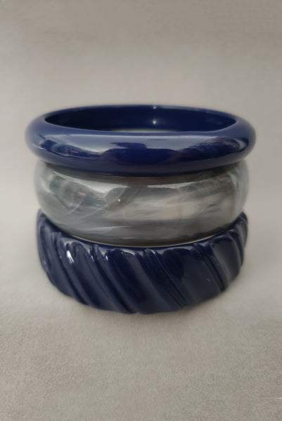1980s Vintage Gray Marbled and Navy Blue Plastic Three (3) Bangle Bracelet Set