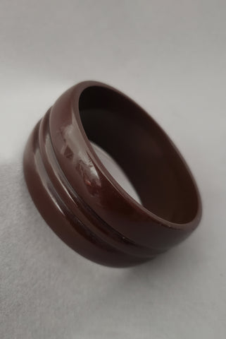 1940s Vintage Wide Groove Carved Chocolate Brown Bakelite Bangle