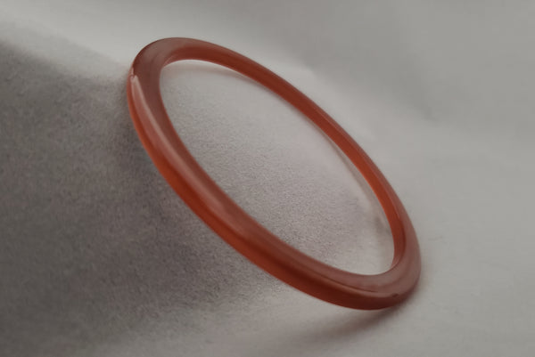 1980s Vintage Translucent Peach and Brown Four (4) Bangle Bracelet Set