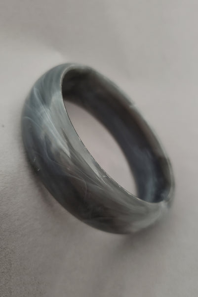 1980s Vintage Gray Marbled and Navy Blue Plastic Three (3) Bangle Bracelet Set