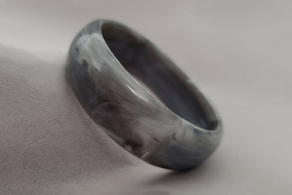 1980s Vintage Gray Marbled and Navy Blue Plastic Three (3) Bangle Bracelet Set