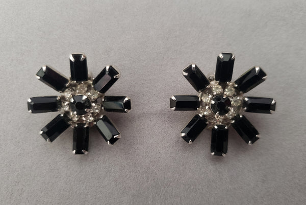 1950s Vintage Black and Clear Rhinestone Flower Clip-On Earrings