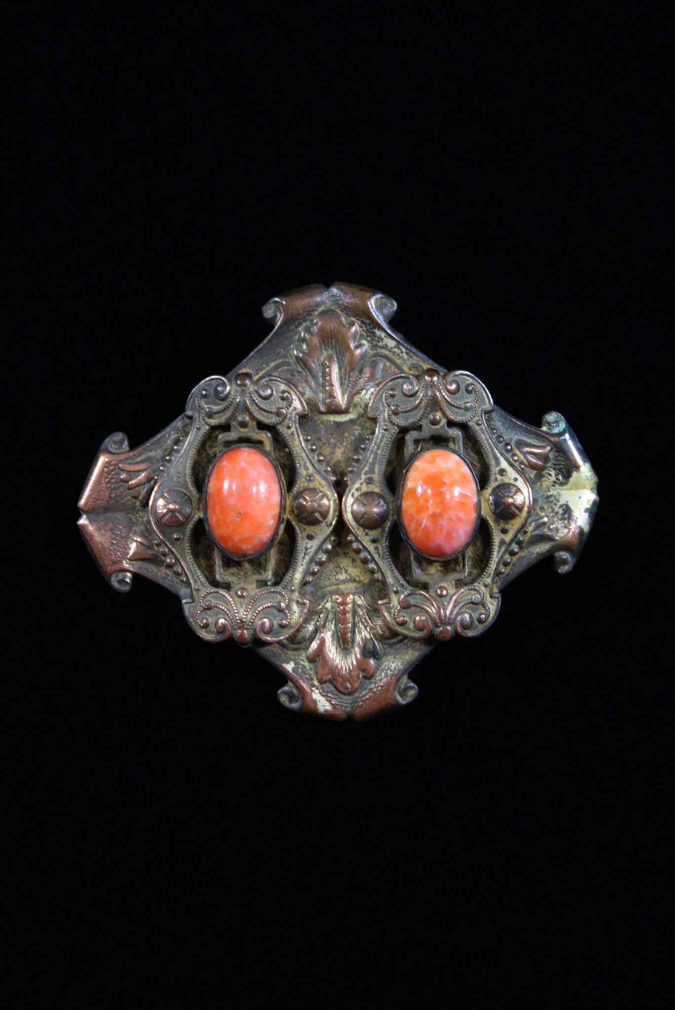 Late 19th to Early 20th Century Vintage Copper and Coral Cabochon Brooch