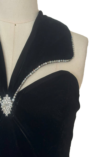 Detail view of 1990s vintage goth bat wing collar rhinestone trim evening dress by Betsy and Adam, size extra small to small. Showing the sweetheart neckline, bat wing collar, and rhinestone trim.