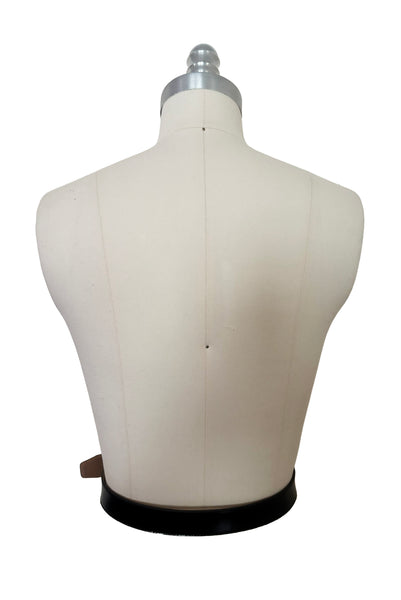 Back view of 1990s vintage black leather and gold chain buckle designer belt by Ellen Tracy, size extra small to small.