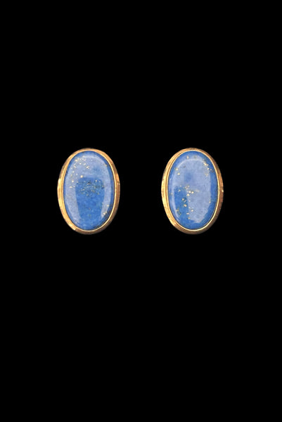 Vertical front view of 1980s vintage 10kt gold and blue lapis lazuli oval stud earrings.