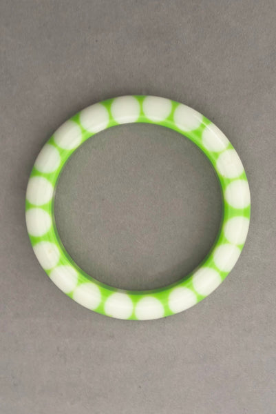 1960s Vintage Lime Green and White Injected Dot Lucite Sliced Bangle Bracelet