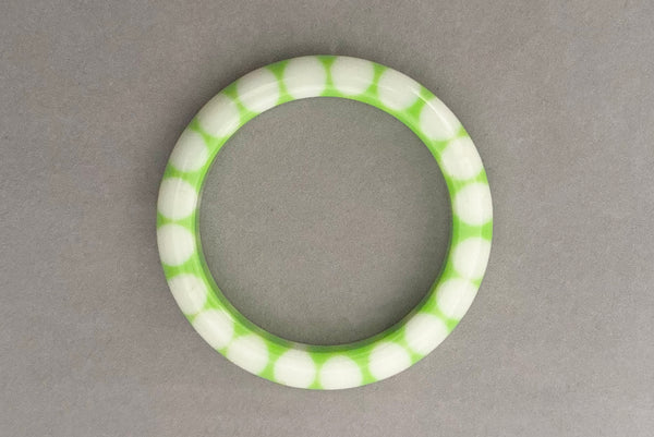 1960s Vintage Lime Green and White Injected Dot Lucite Sliced Bangle Bracelet