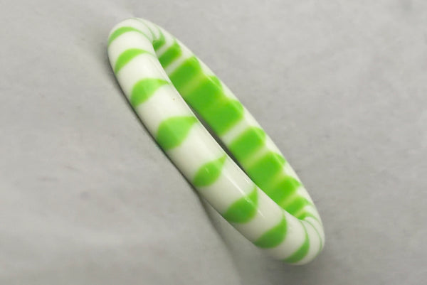 1960s Vintage Lime Green and White Injected Dot Lucite Sliced Bangle Bracelet