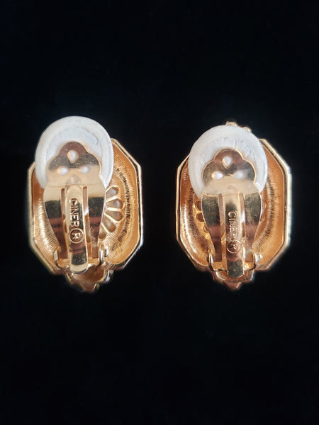 1980s Vintage Gold Tone and Pearl Clip Earrings by Ciner