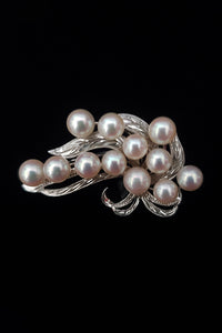 1960s Vintage Sterling Silver Bow Pearl Brooch